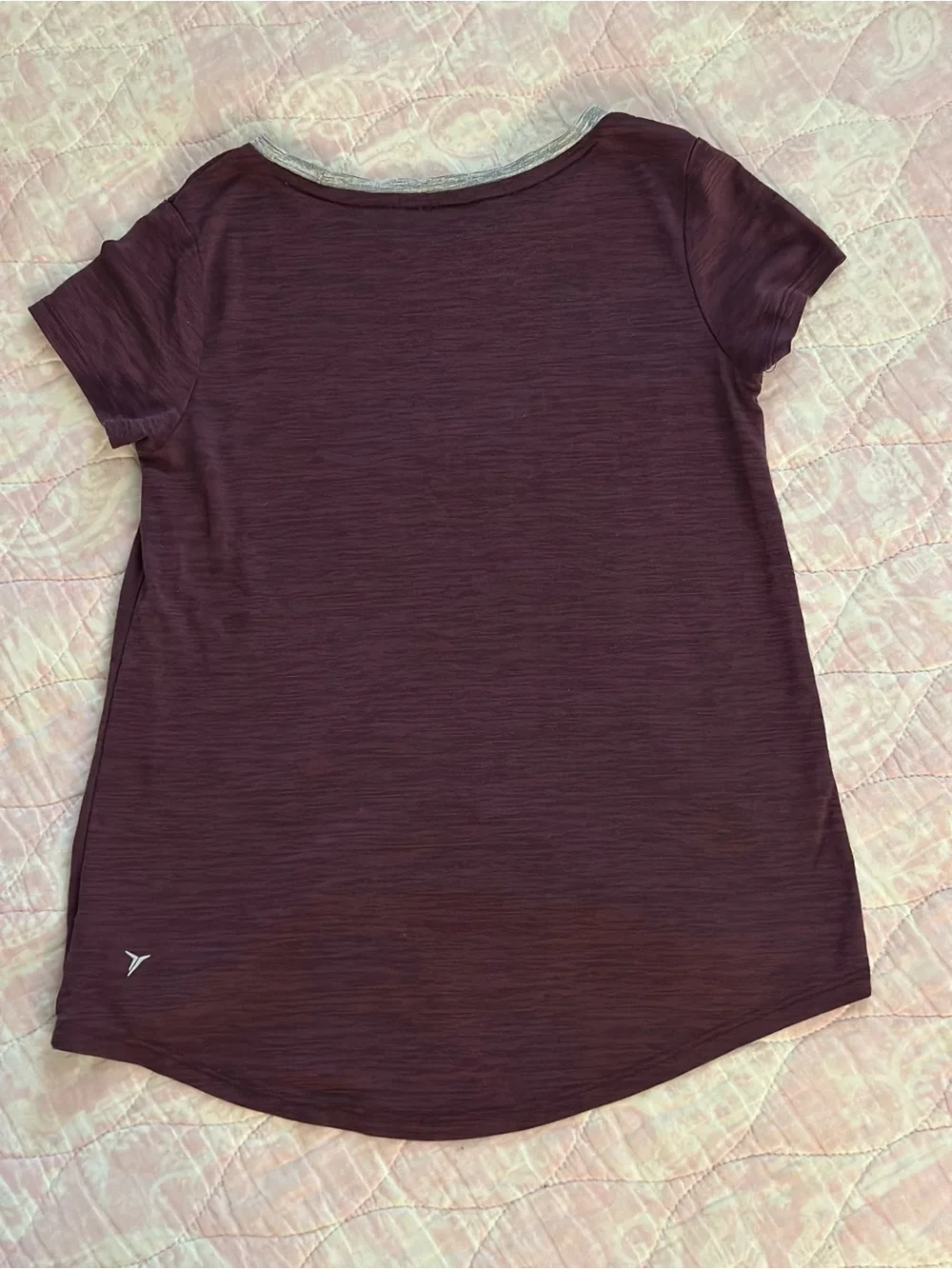Old Navy Active “Go Dry” Short Sleeve Crewneck Top in Deep Plum | Sz: M | Modal
